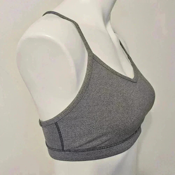 Lululemon Flow Y Bra IV Textured Stripe Black Size 4 - Picture 1 of 7